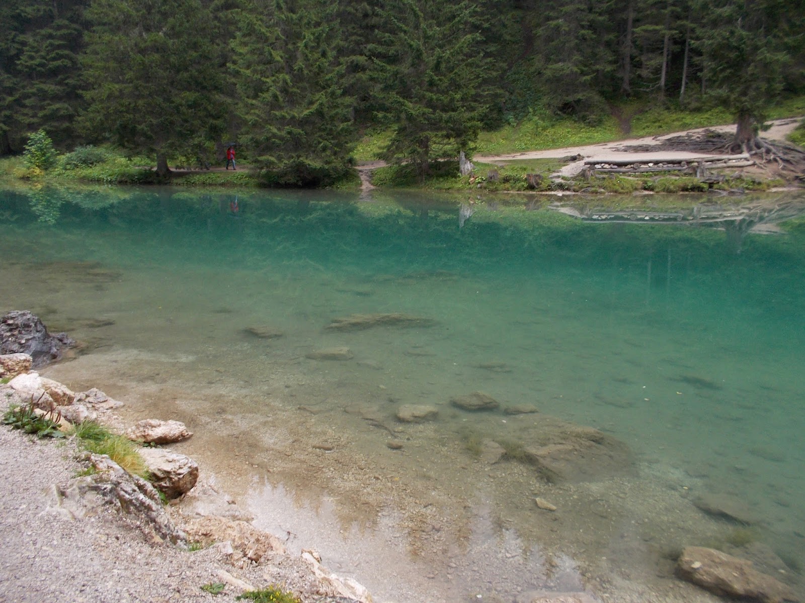 Lago di Braies trekking