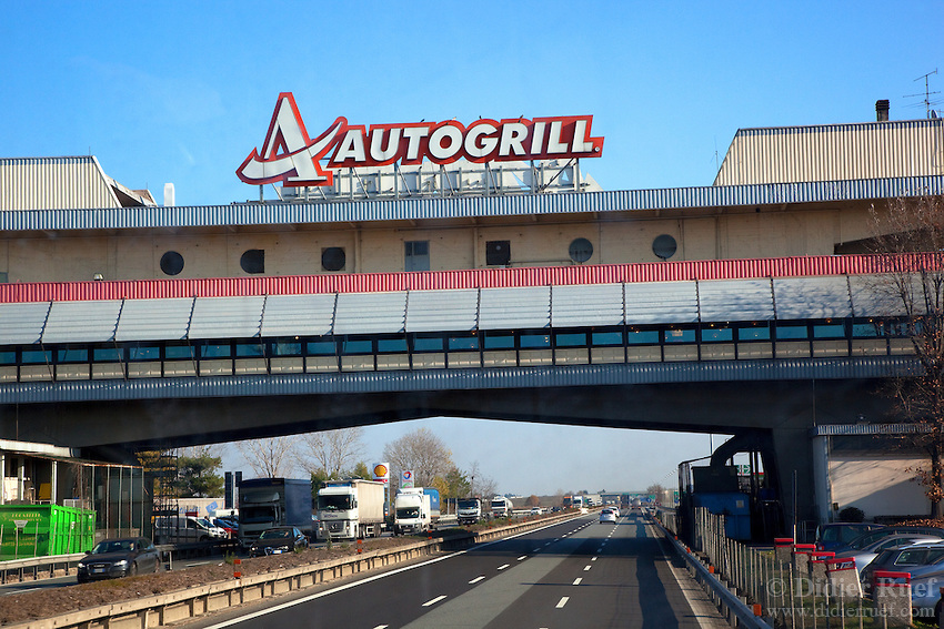 Autogrill a ponte Novara