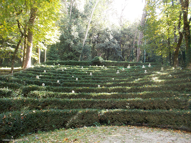 teatrino di verzure Villa D'Ayala Valva