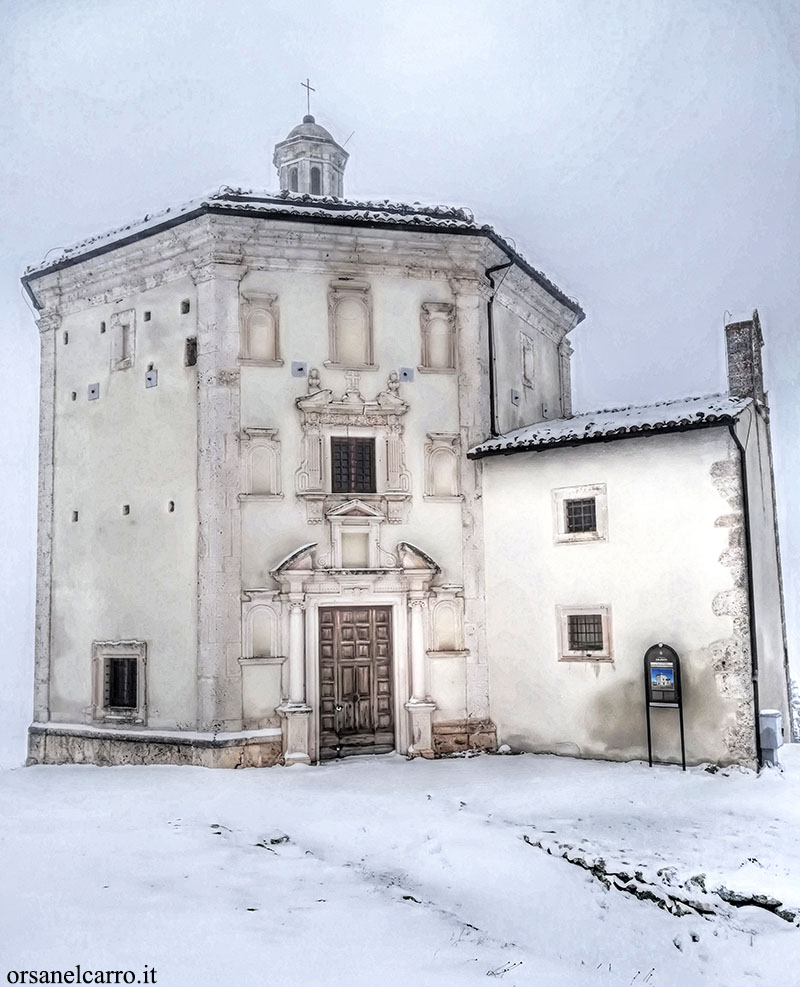 rocca Calascio Chiesa di Santa Maria della Pietà