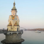 Chiesa sull'acqua Kiev