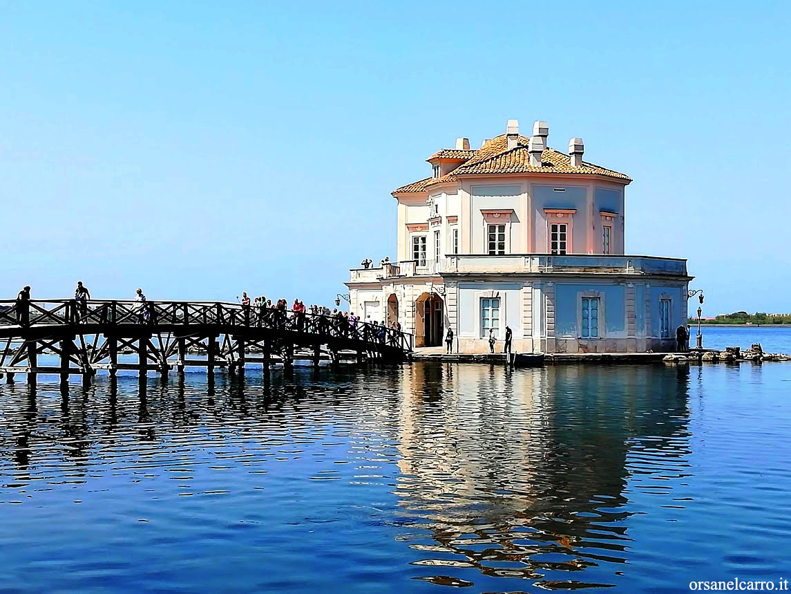 Cosa vedere a Bacoli Casina Vanvitelliana